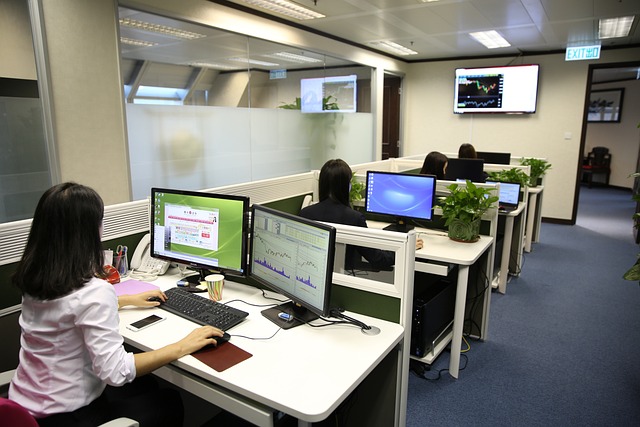 รับสมัครงาน หาคนงาน
